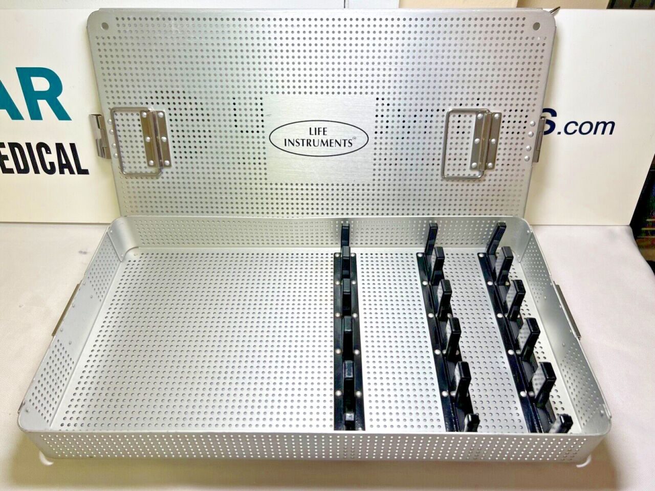 LIFE INSTRUMENTS  5 Slot Lumbar Elevator Curette Sterilization Case