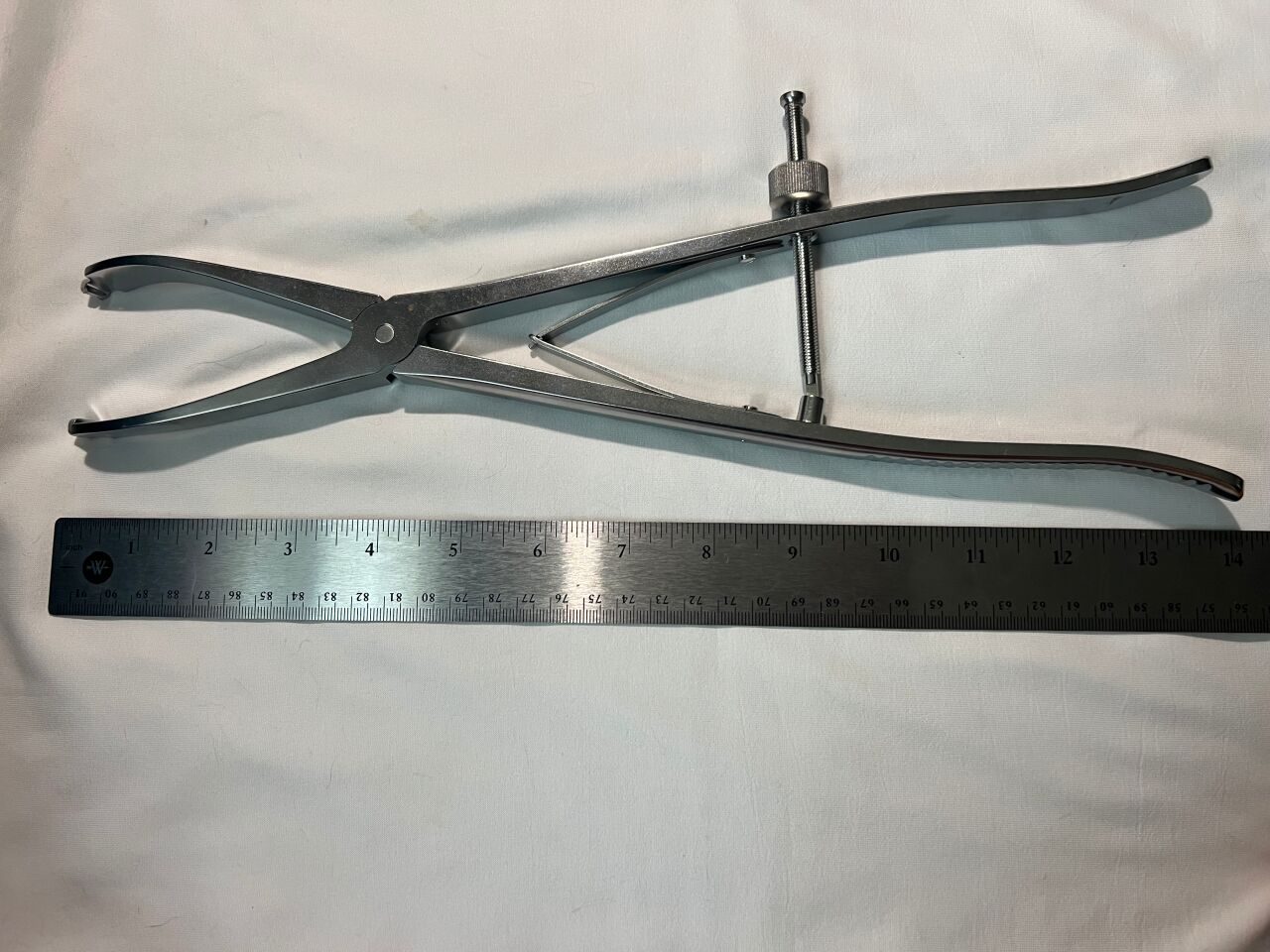 SYNTHES 388.423 Bone Holding Forceps — photo 2