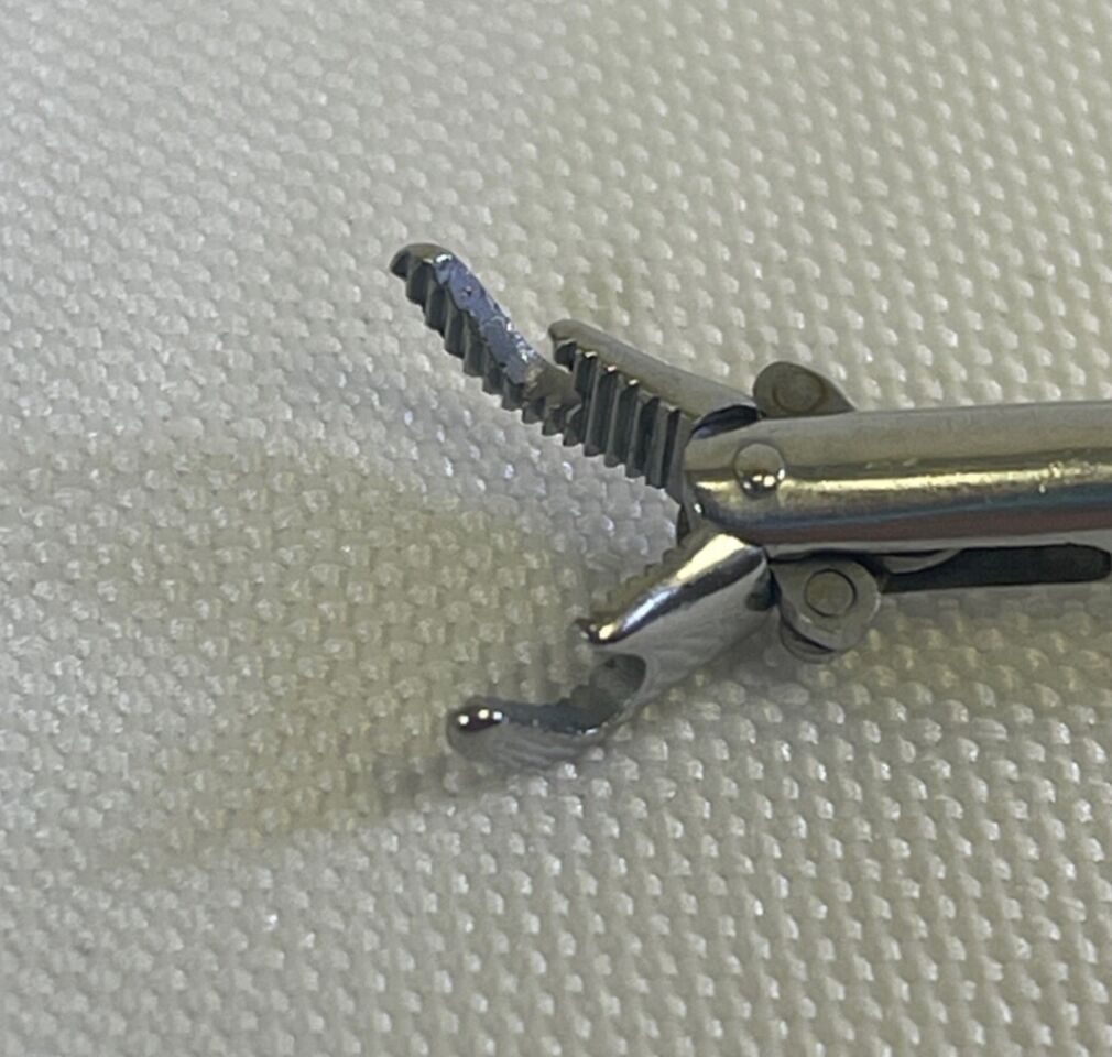 KARL STORZ 26177VS 5mm x 34cm Laparoscopic Suture Grasping Forcep — photo 4