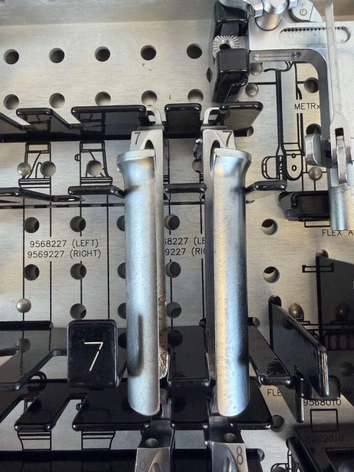 MEDTRONIC 9568013 Mast Quadrant Retractor System w/ Case Neurology Spine Ortho — photo 3