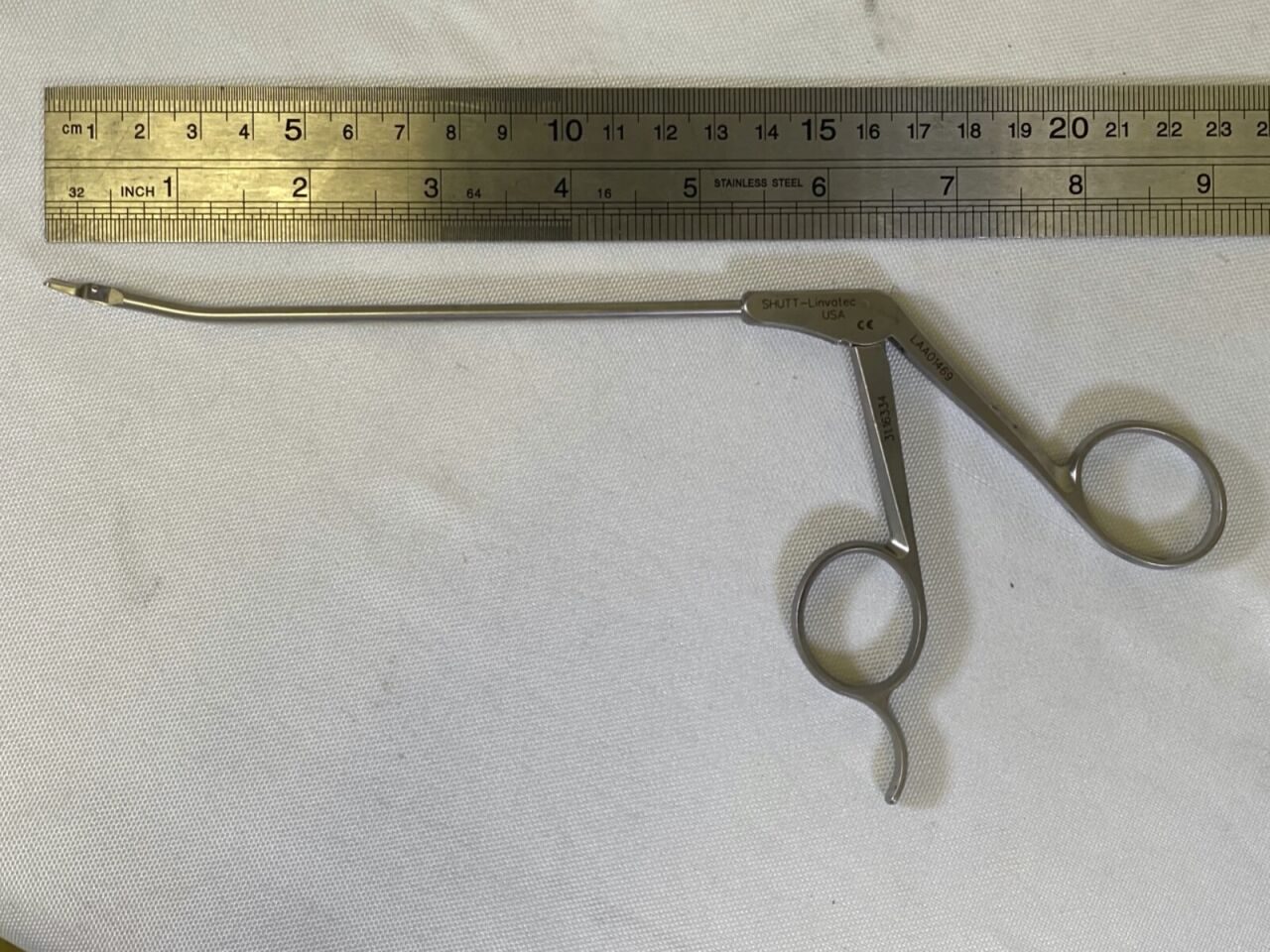 SHUTT-LINVATEC 31.16334 Aggressor Forceps 15deg Up 3.4mm x 130mm Arthroscopy Punch — photo 10