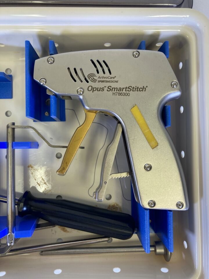 ARTHROCARE Autocuff System Instrument Set w/ Extras Opus Medical Orthopedics — photo 5
