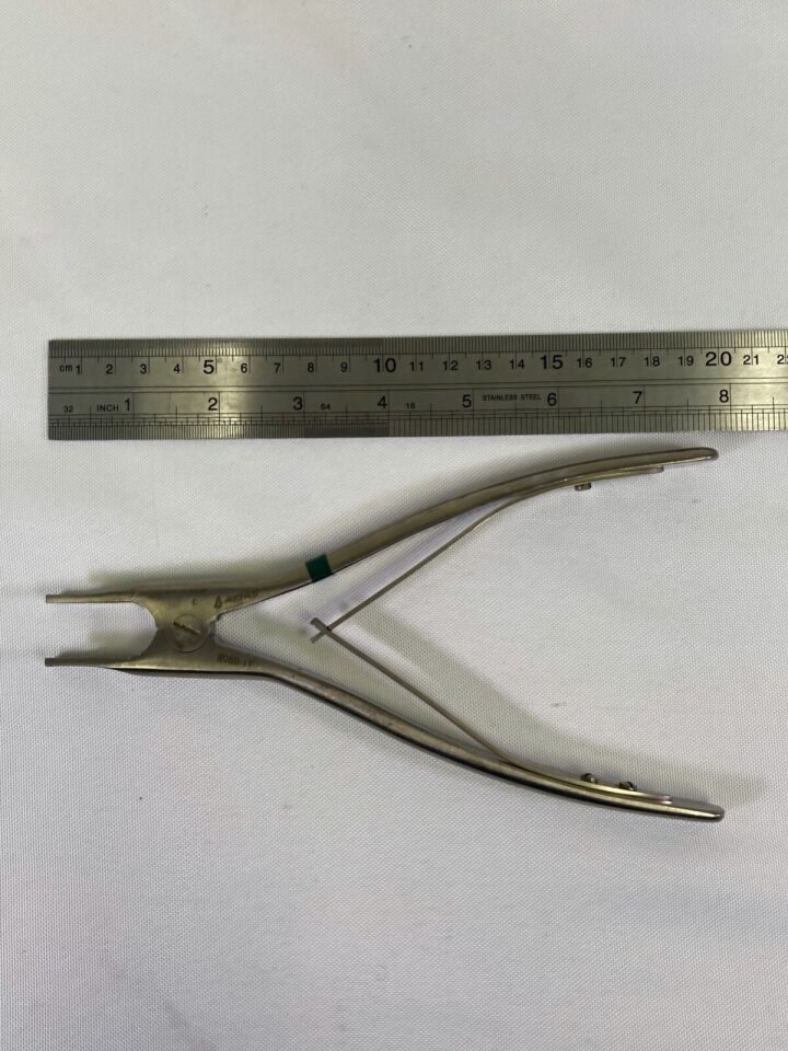 ACROMED 2050-11 Large Distractor Forceps — photo 7