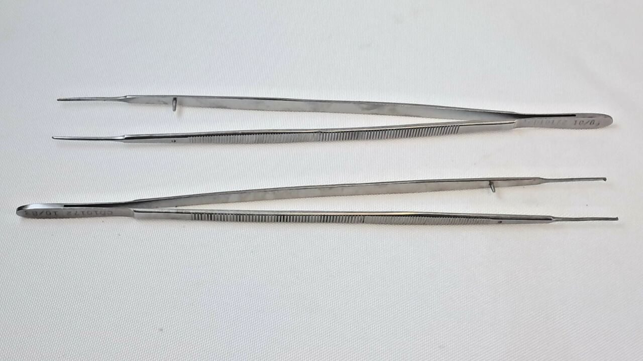 AMERICAN MEDICALS CB31023 & CB30223 2Pc Gerald Forceps Set 1x2 Teeth & Serrated — photo 2
