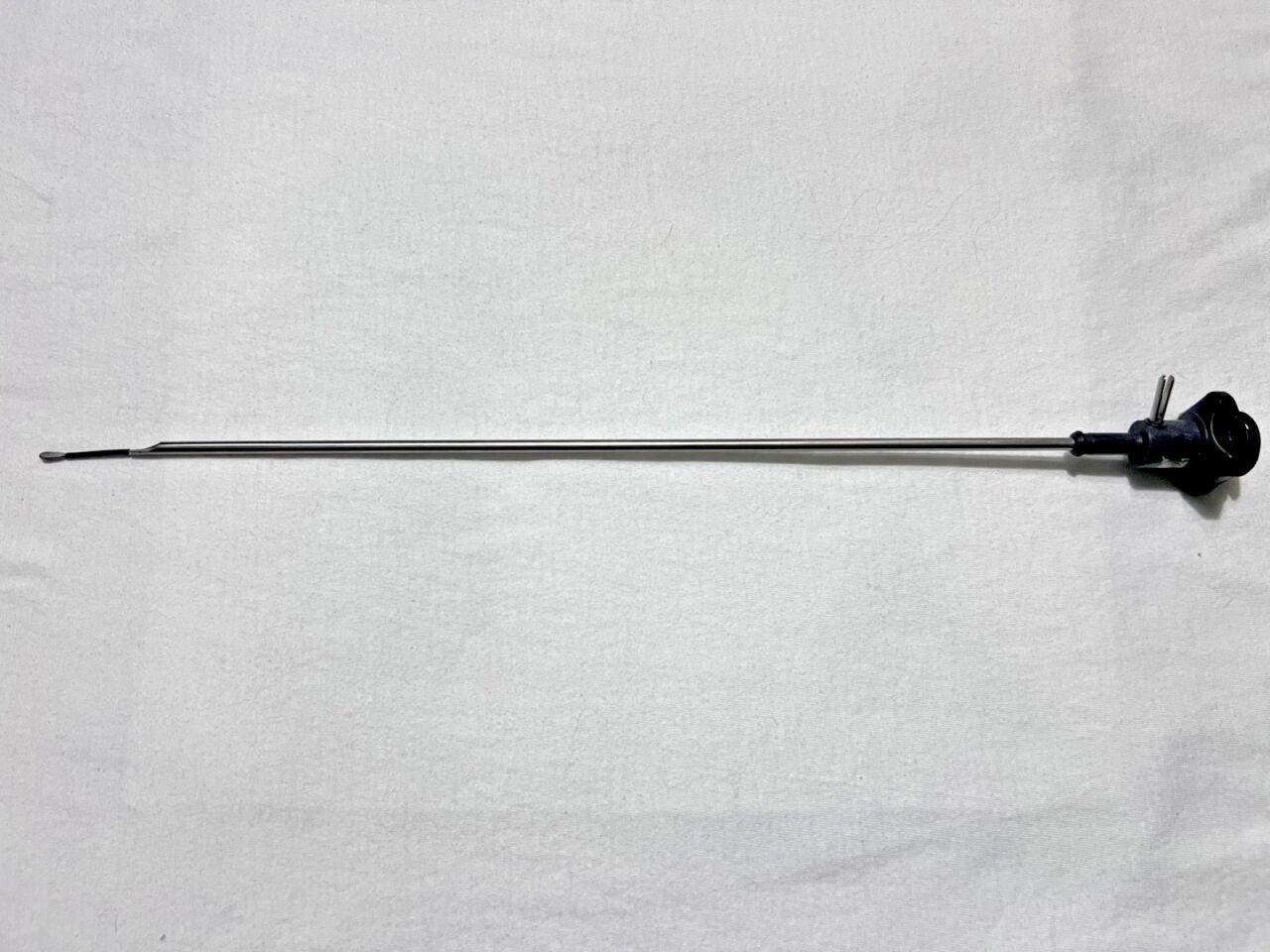 STRYKER 250-070-441 Strykeprobe Electrosurgical Spatula w/ Suction Tip 5mm X 32cm