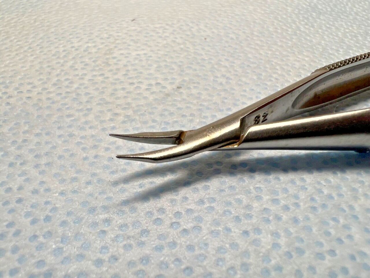 V. MUELLER  Micro Needle Holder Curved Jaws — photo 3