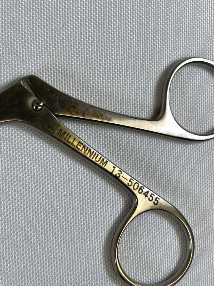 MILLENNIUM SURGICAL 13-506455 Micro Laryngeal Kleinsasser Cup Forcep 2mm x 23cm — photo 2