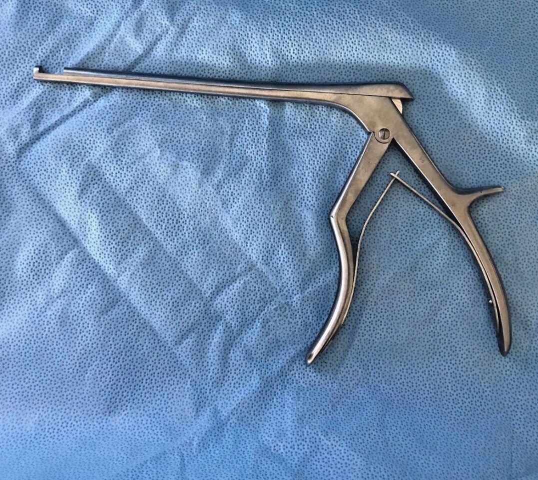 RICHARDS 28-2605 5mmX90deg Down Kerrison Rongeur 8" (20.3cm) Spine