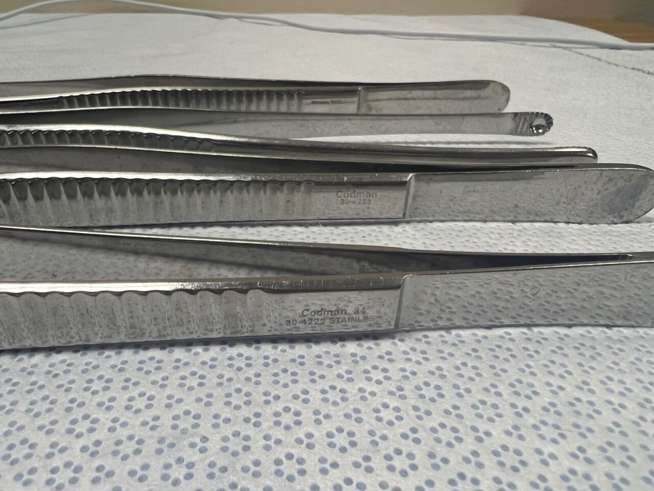 CODMAN 30-4222 Russian Tissue Forceps 10" - Lot of 4 — photo 2