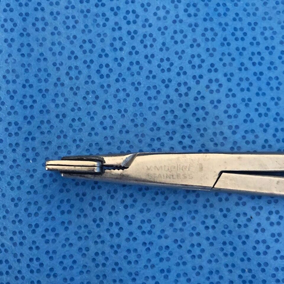 V. MUELLER AU16660 House Gelfoam Pressure Forceps — photo 2