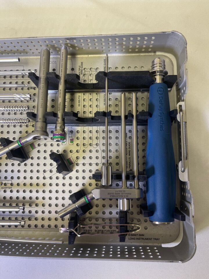SYNTHES 60.333.120 6.5mm / 7.5mm Long Instrument Set — photo 7