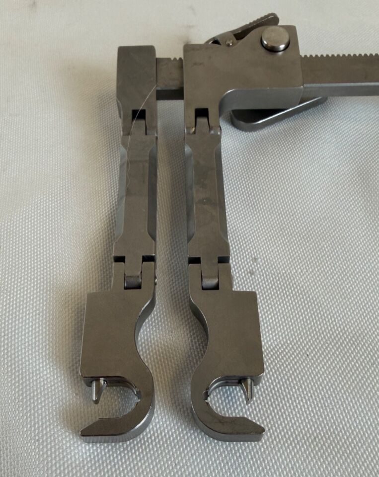 MEDFIX MF-0111 Transverse Hinged Side Loading Cervical Retractor Frame — photo 5