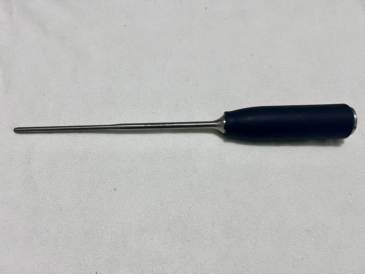 SYNTHES 2797-63-560 Expedium Spinal Fixed Handle Short X25 Hexglobe Driver — photo 1