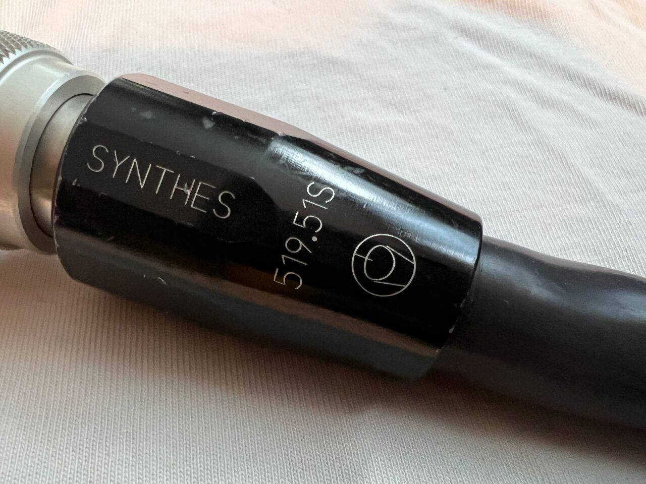 SYNTHES 519.51S 3-Meter Pneumatic Double Air & Nitrogen Power Tool Hose — photo 4