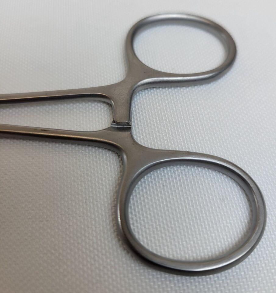 EUROSTAT ES8-6 & ES8-8 Halsted Mosquito Forceps Straight Smooth Jaws Set of 2 — photo 3