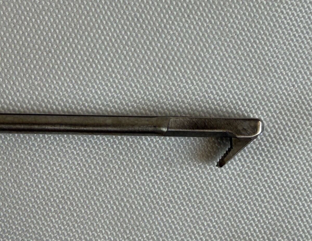 STRYKER 300-034-800 Conquest 3.4mm Straight Backbiter Arthroscopic Punch Forcep — photo 5