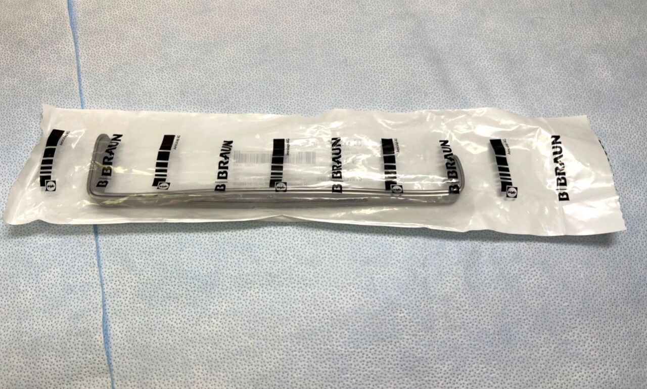 AESCULAP BT041R Double Ended Retractor