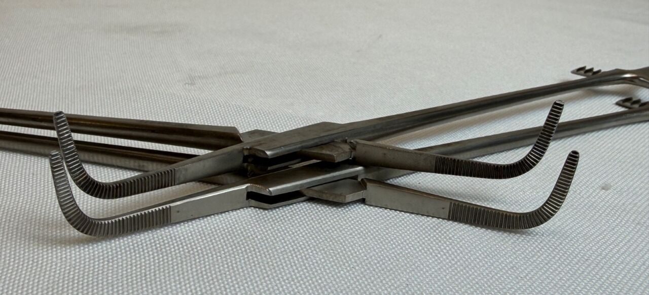 JARIT INTEGRA 305-295 Kantrowitz Thoracic Forceps 90deg Angle 7.75" Pair of Kantrowitz Thoracic Forceps CVOR — photo 5