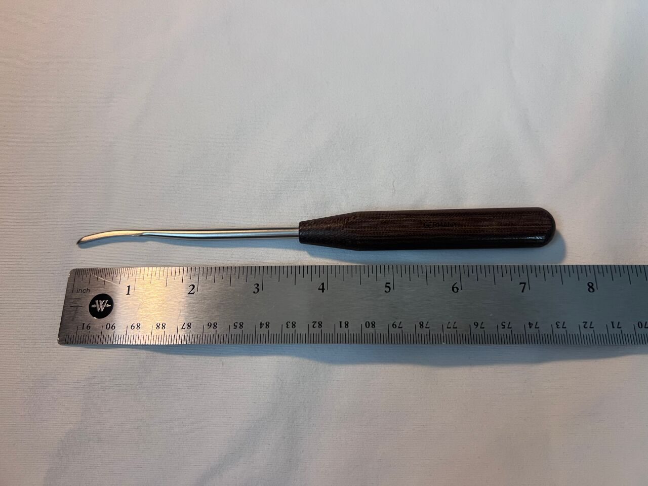 SYNTHES 399.481 Periosteal Elevator 3mm Curved Blade — photo 2