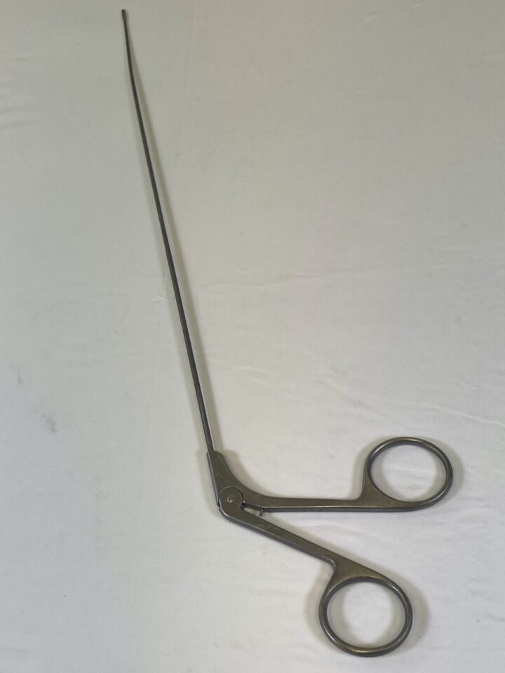 KARL STORZ 8591AM Kleinsasser Mini Forceps 1mm Cup Jaws Straight 23cm — photo 8