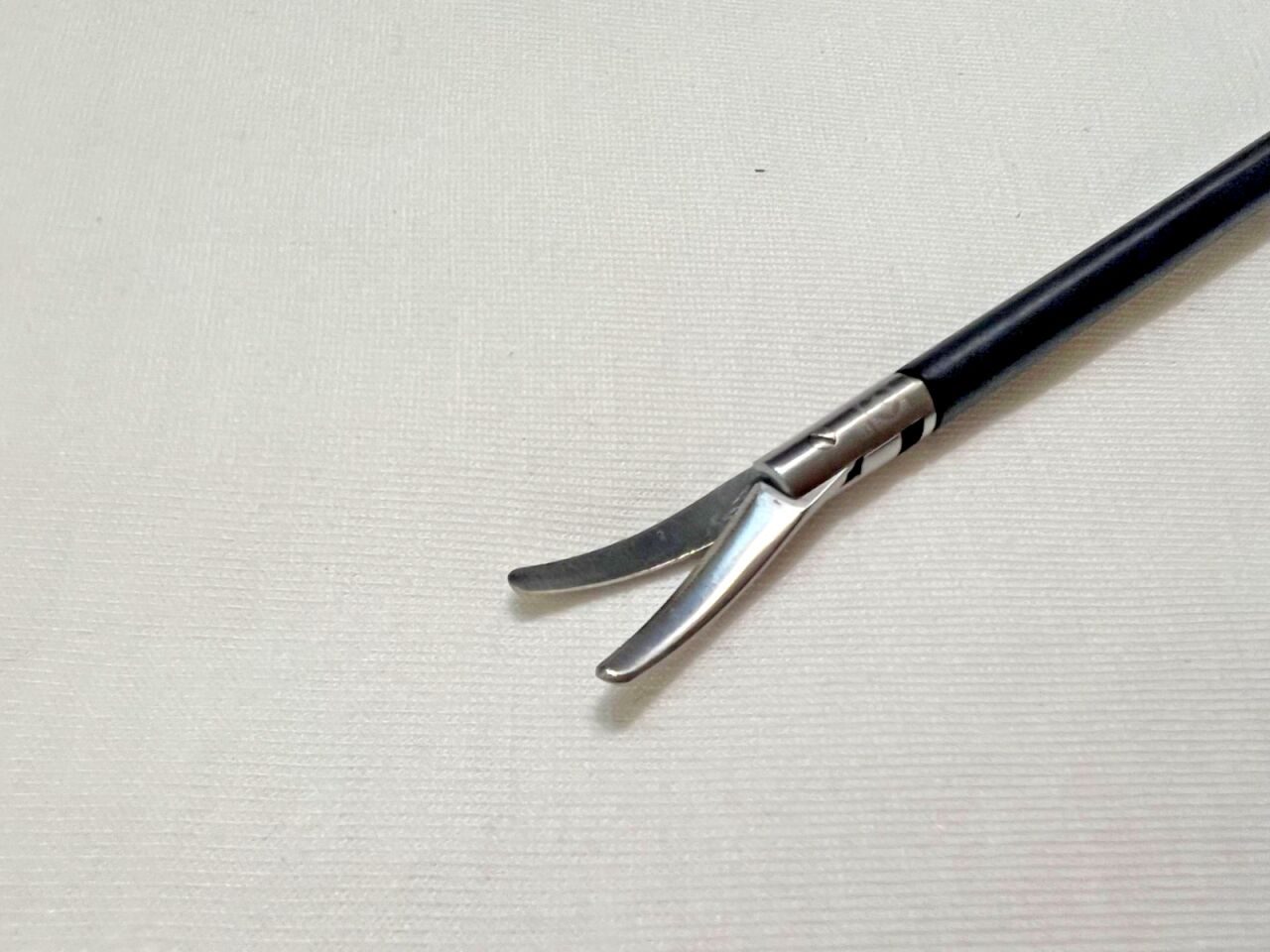 AESCULAP PO746R ADTEC Monopolar Metzenbaum Dissecting Curved Scissor 5mmX16-1/2" — photo 3