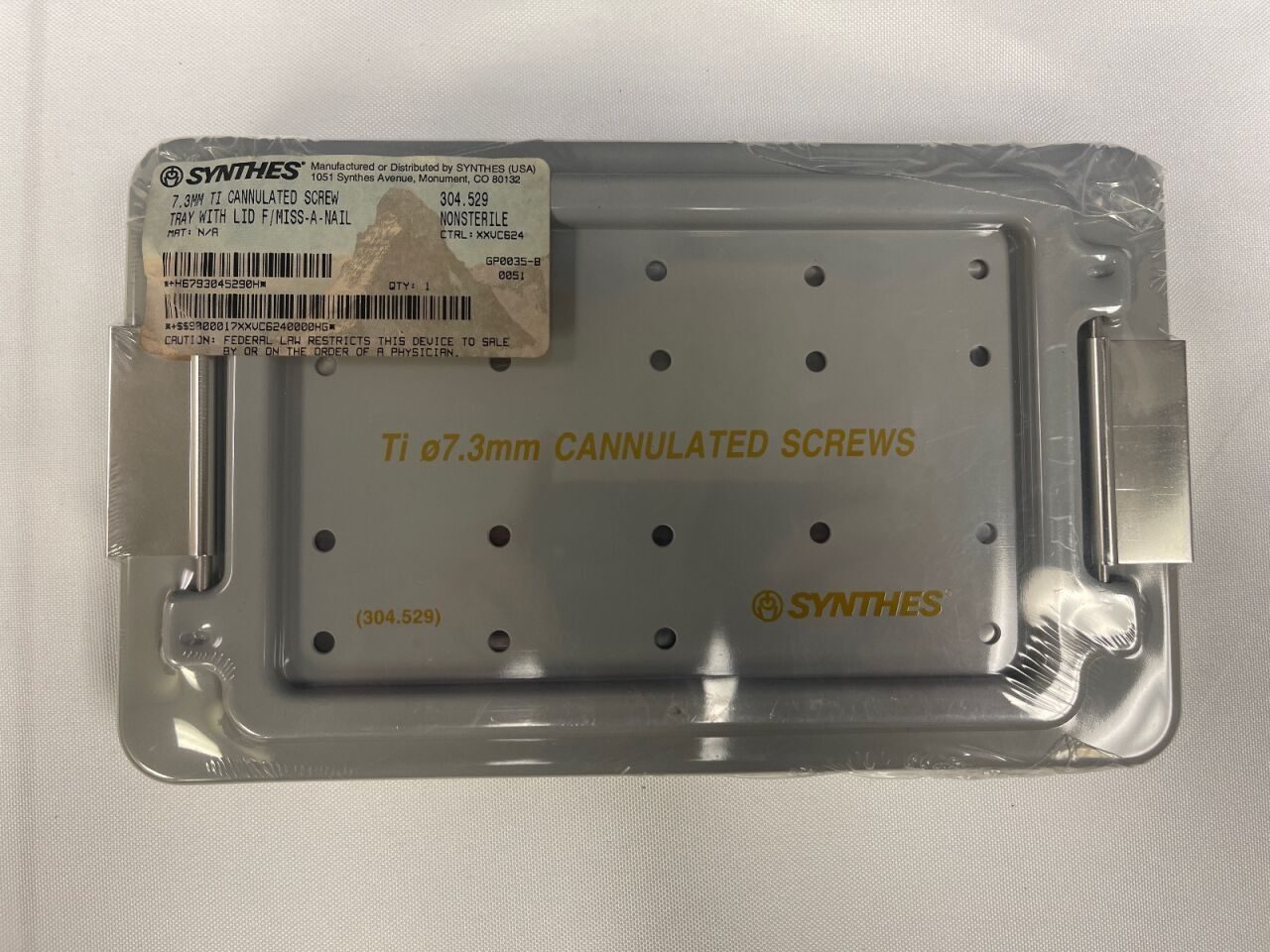 SYNTHES 304.529 7.3MM TI Cannulated Screw Tray w/ Lid — photo 1