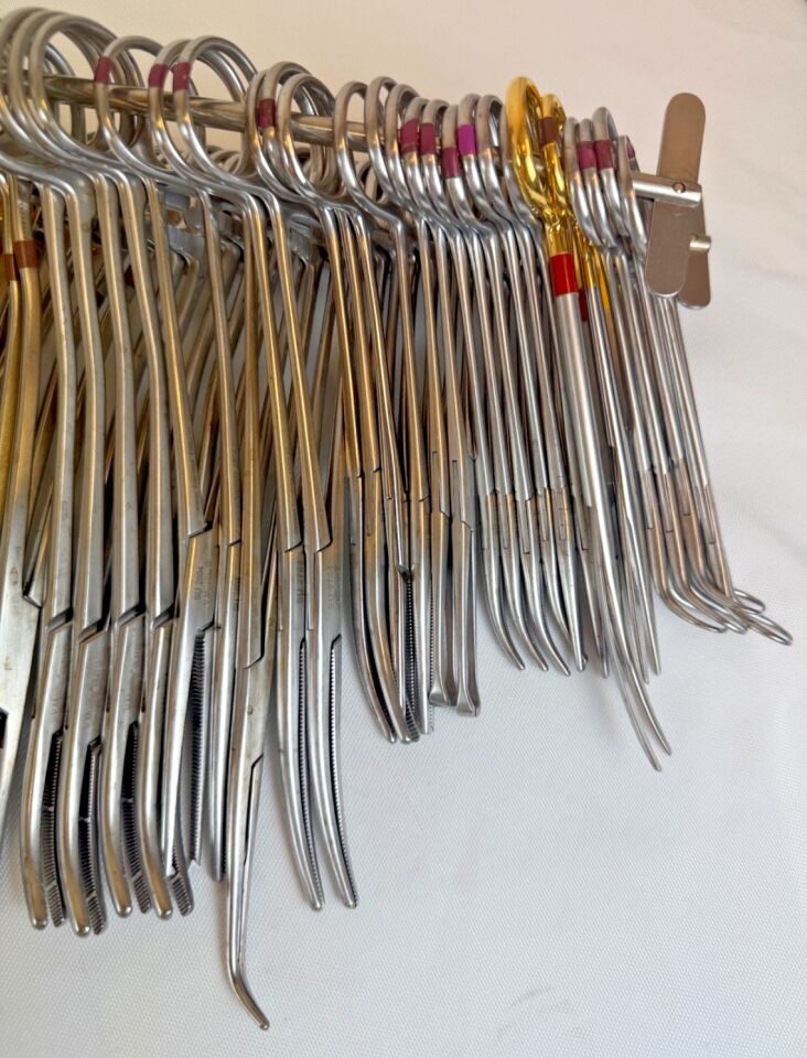 VARIOUS  61 Piece V. Mueller Jarit Abdominal Hysterectomy Instrument Set — photo 9