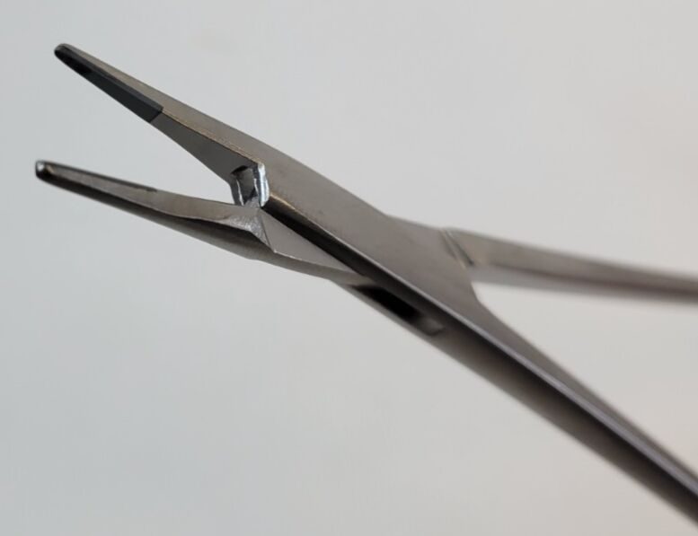 SYMMETRY 36-3007 Ryder Needle Holder, Smooth Jaw w/ Tungsten Carbide Inserts, 6" — photo 4