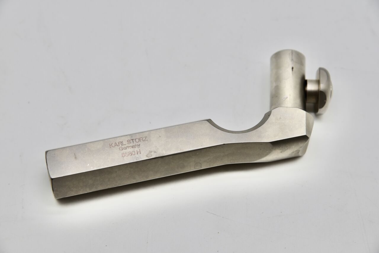 KARL STORZ 8580H SURGICAL LARYNGOSCOPE HANDLE