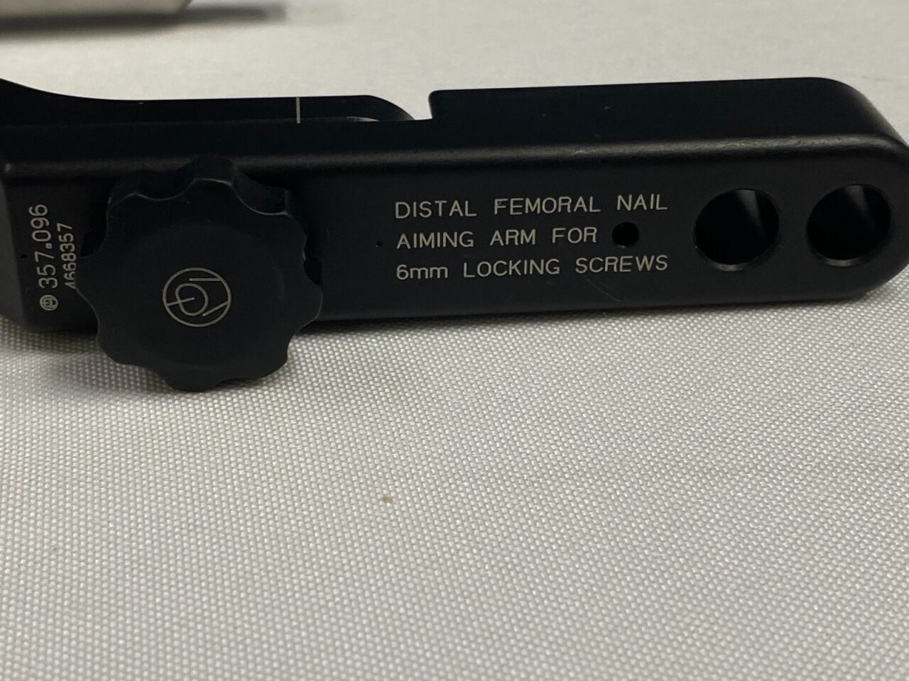 SYNTHES 357.096 357.511 Nail Tool — photo 3
