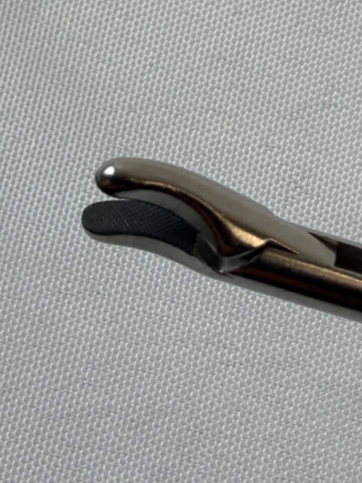 EDWARDS MICS T/C 3.5mm x 30cm Minimally Invasive Cardio Thoracic Needle Holder — photo 5