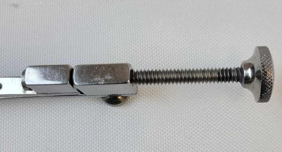 SKLAR LG Adjustable Bone Clamp 2 x 2 Prong Jaw 8" Lowman-Hoglund Bone Clamp — photo 3