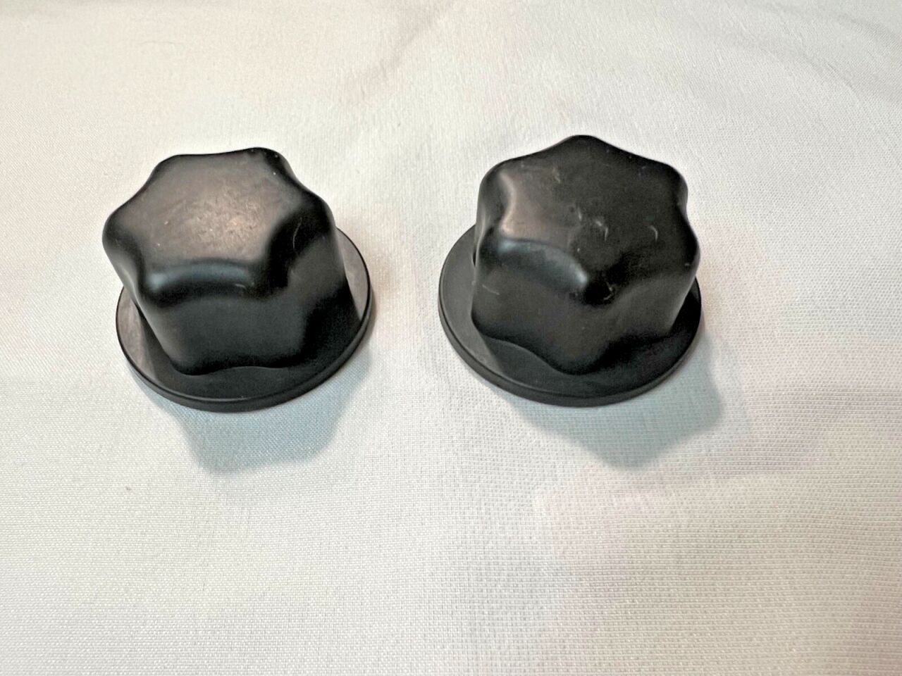 ZEISS 305810-0001 Microscope Knob Cover Caps — photo 2
