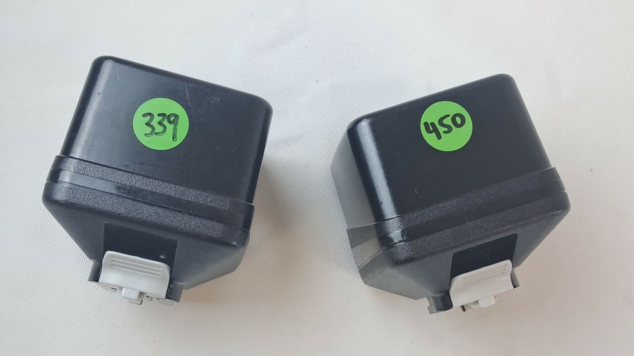 STRYKER 8215 System 8 Large Battery Cycle Counts: 339 & 450