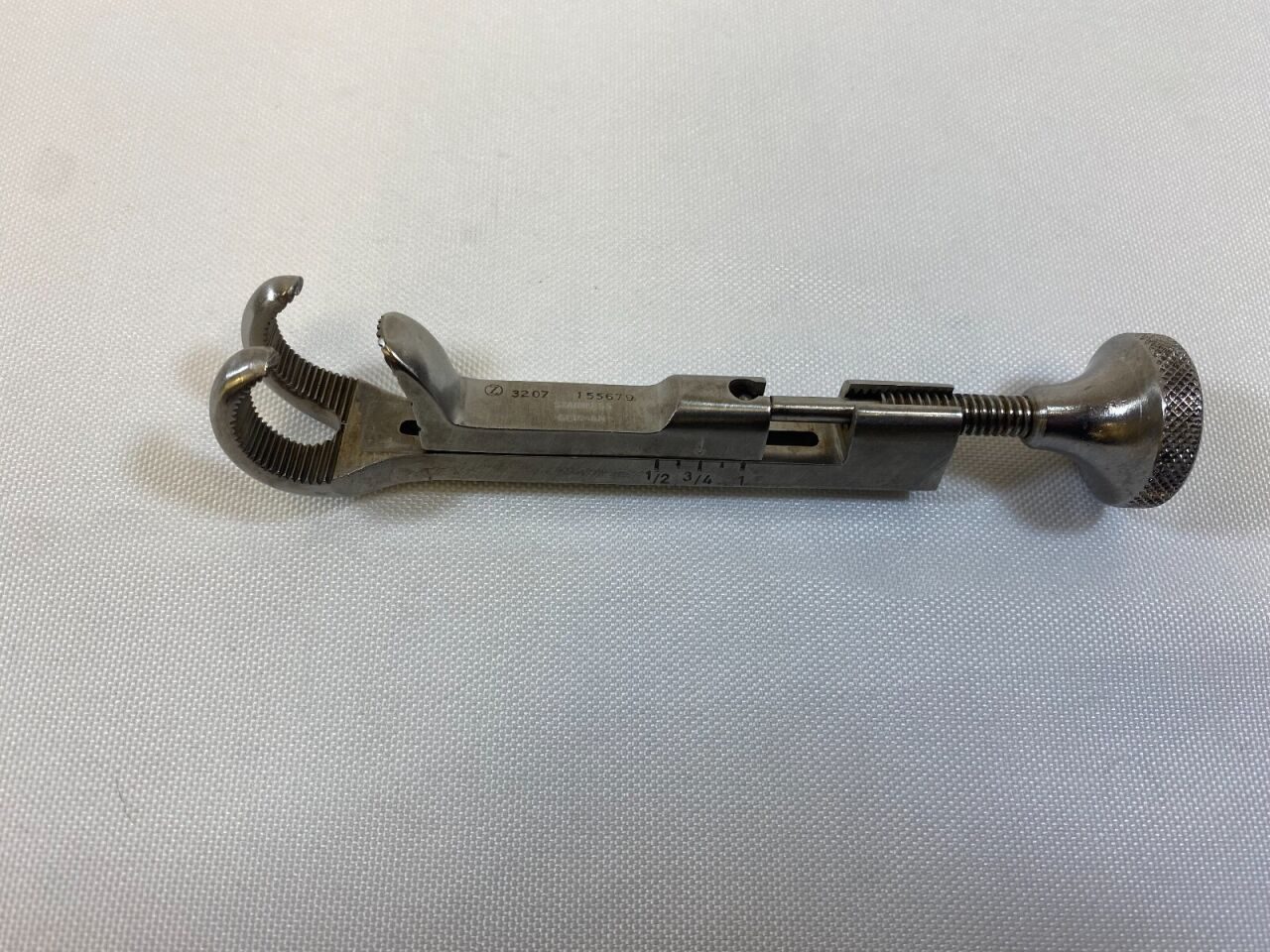 ZIMMER 3207 Lowman Bone Clamp — photo 1