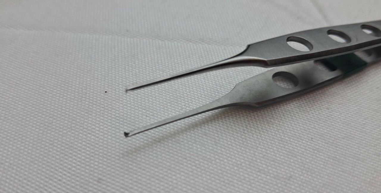 W. LORENZ 02-0148 Surgical Ophthalmic Suture Forceps — photo 3