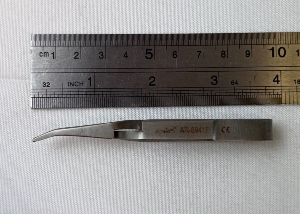 ARTHREX AR-8941F Self Retaining Holding Forceps — photo 5