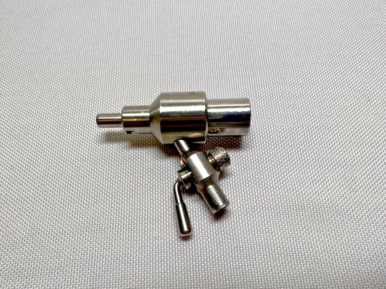 DYONICS 3519 Laparoscopic Suction Irrigation Adaptor