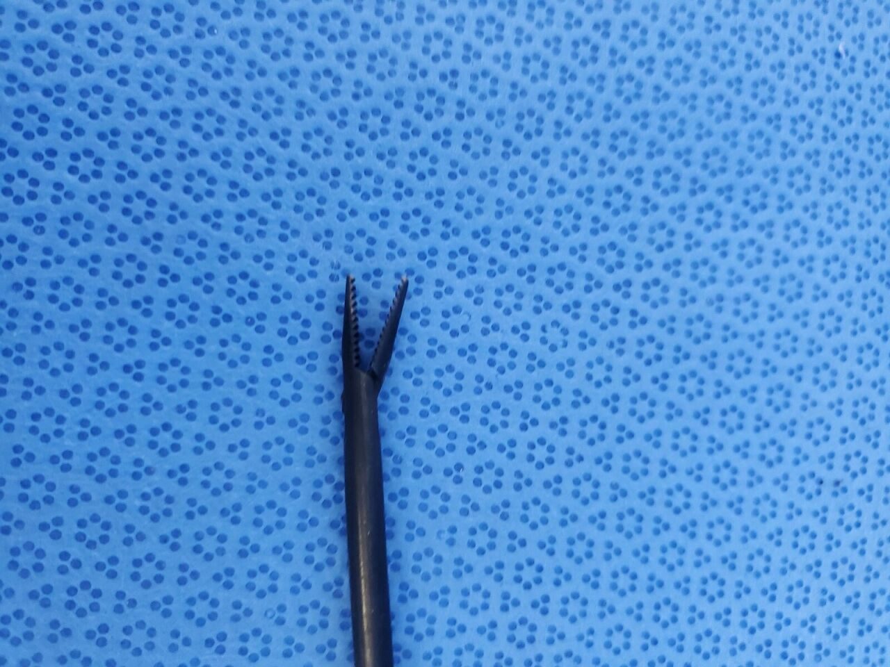 R. WOLF 8383.581 Laparoscopic 5mm Left Curved Dissecting Forcep — photo 8