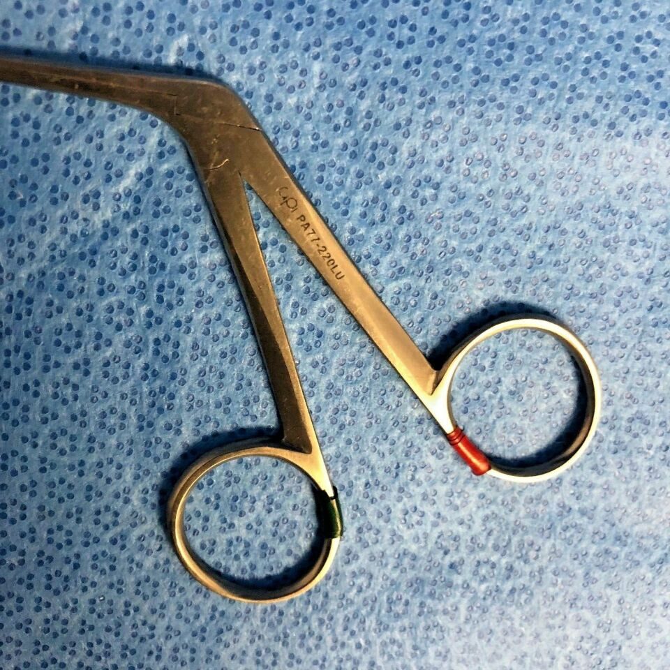 API PA77-220 LU Straight Duckbill Nasal Forceps 7.5" — photo 2