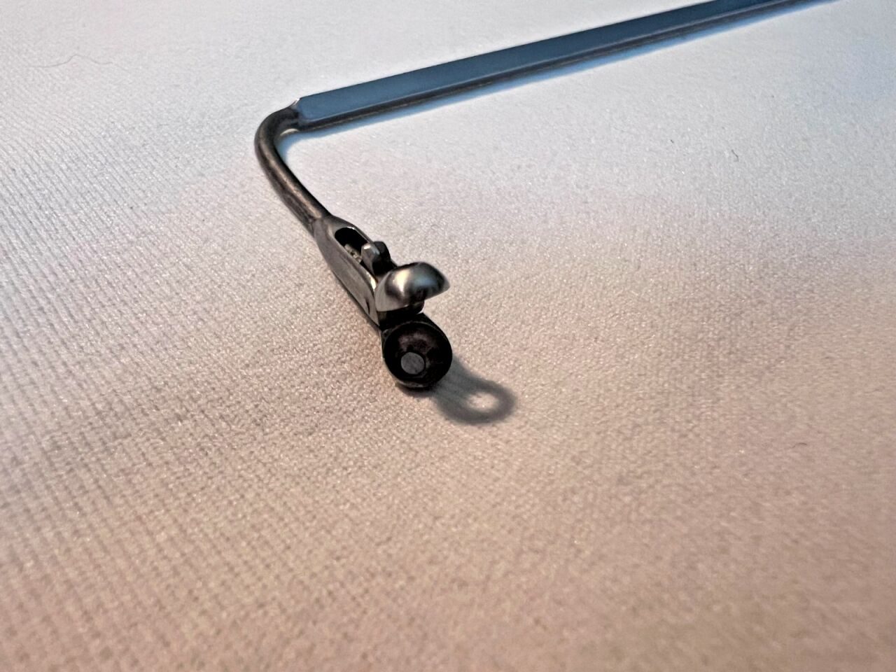 KARL STORZ Kleinsasser 8591MK 8591 MK Kleinsasser Laryngeal Downward 4mm Cup Grasping Forceps 7" L — photo 2