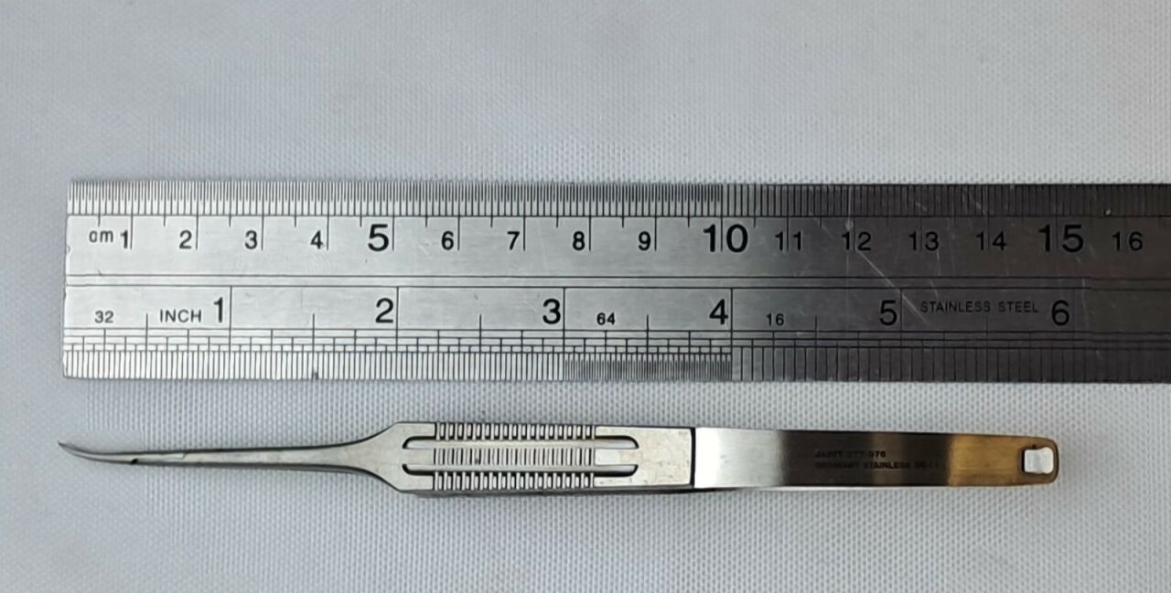 INTEGRA 277-076 Microsurgical Needle Holder 5-5/8 in — photo 4