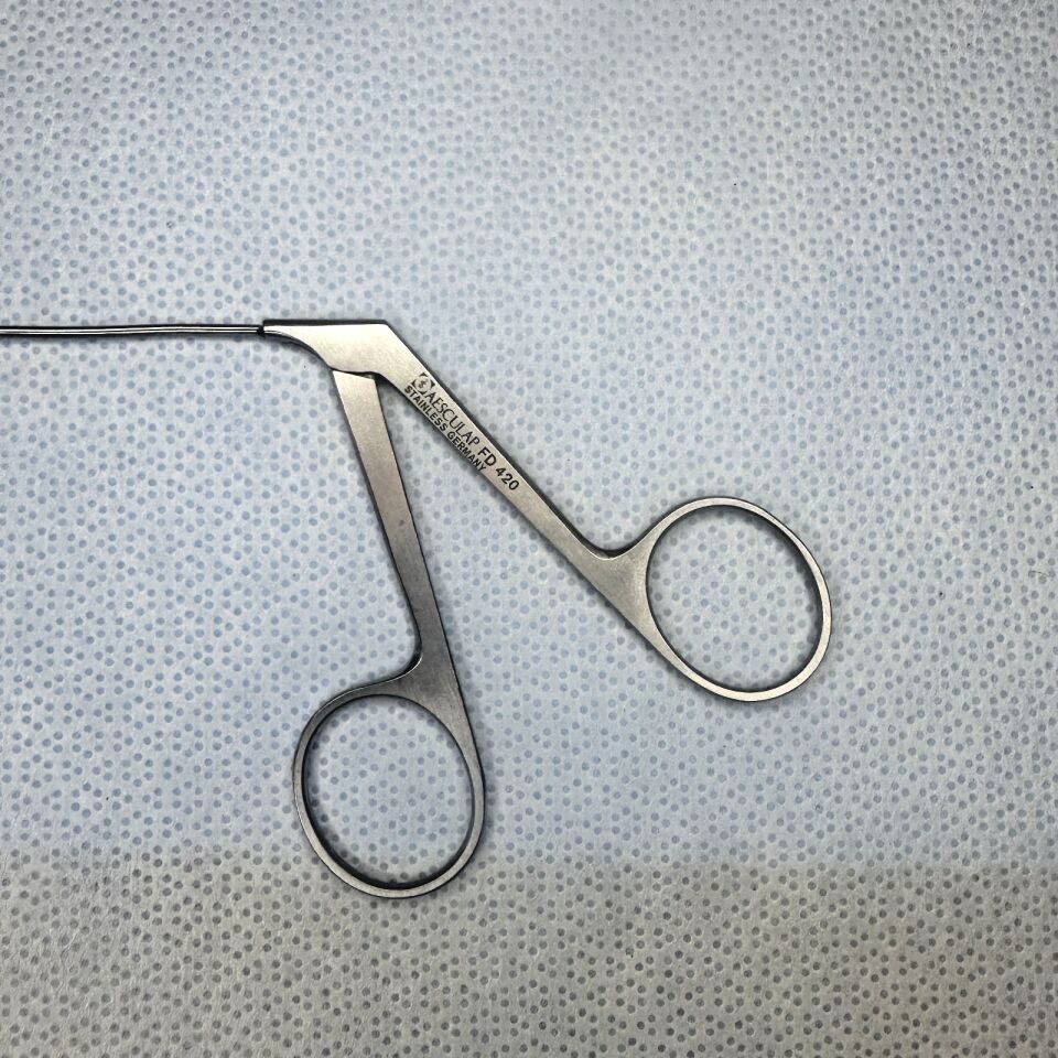 AESCULAP FD420R Semi Rigid Dissecting Scissors Straight Sharp Neurology — photo 2