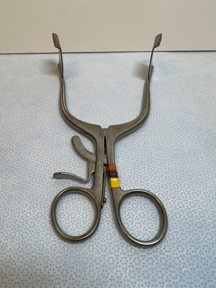 Laminectomy Retractor 7-1/4" — photo 2