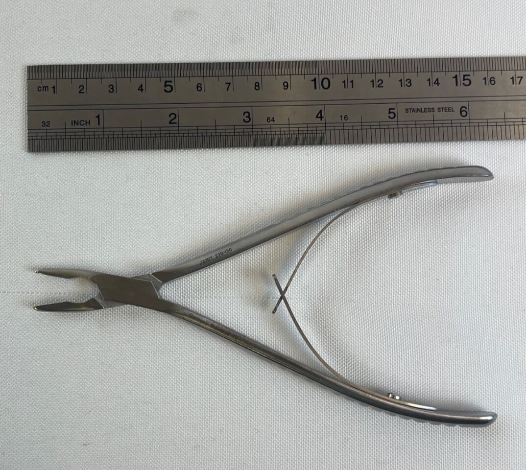 JARIT 230-130 Lempert Rongeur 2.5mm Straight Jaw 6-1/8" — photo 7