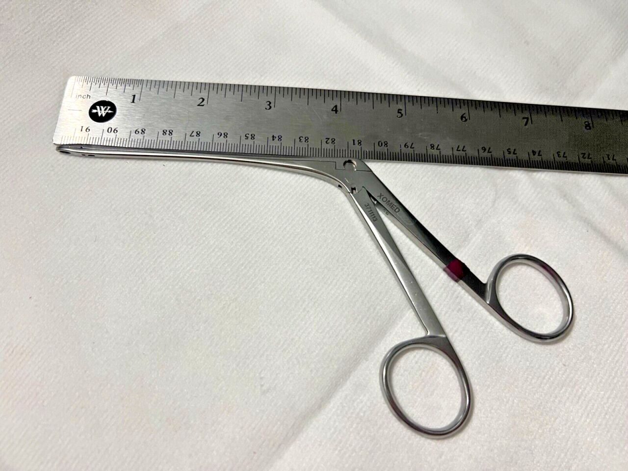 XOMED 3711113 3mm Straight 4-1/2" L Struempel-Voss Forceps — photo 6