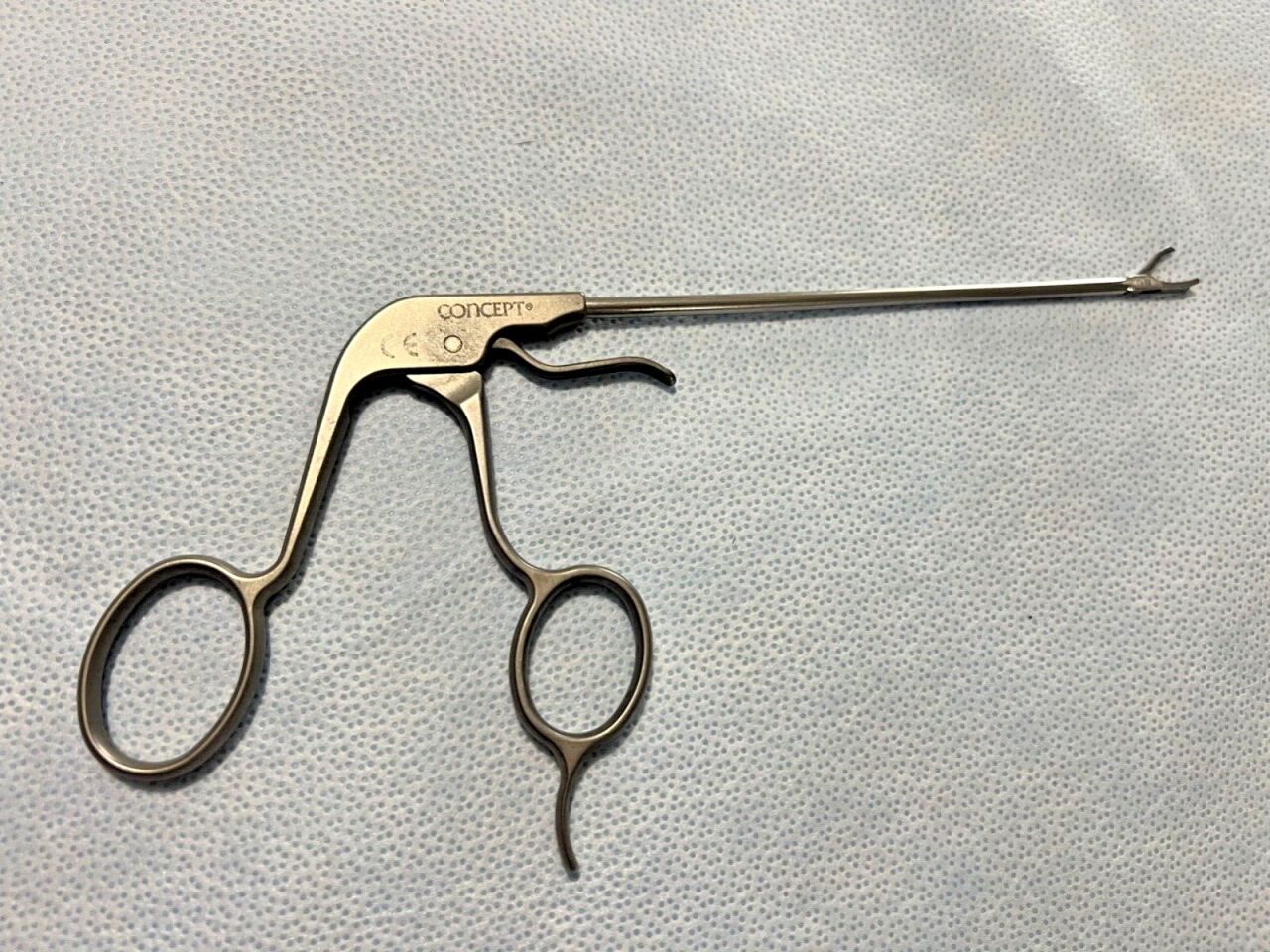 CONMED LINVATEC C6812 Linear Grasper 3.3mm Serrated Arthroscopy