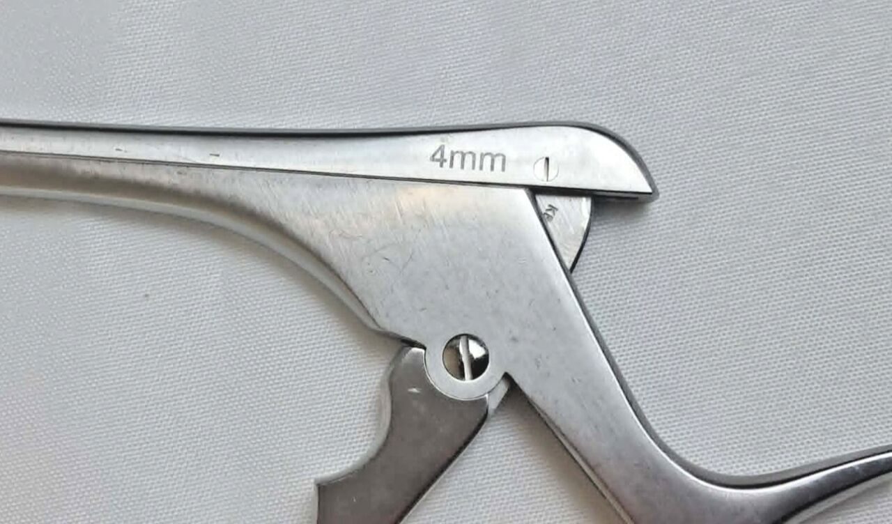 V. MUELLER NL4281-064 Ferris-Smith Kerrison Rongeur Straight 4mm 6" — photo 4