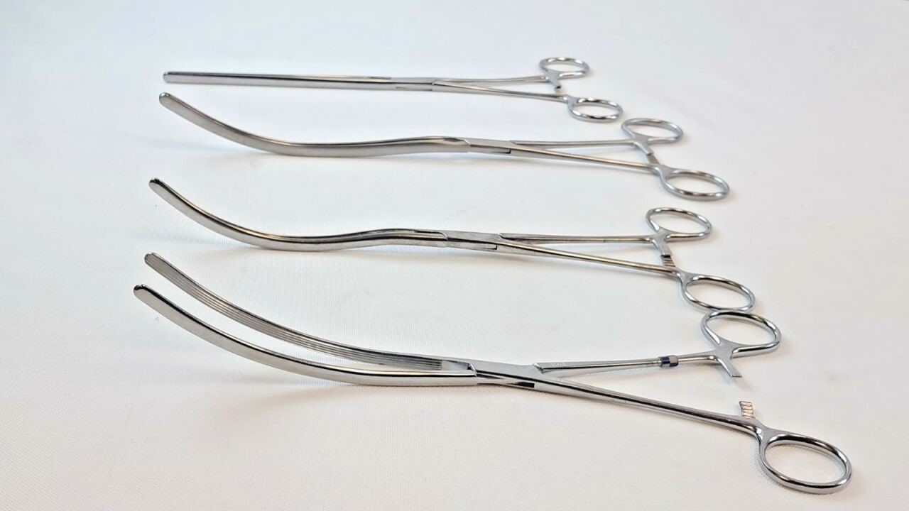 MILTEX Mayo-Robson Doyen Intestinal Forceps 4Pc Set