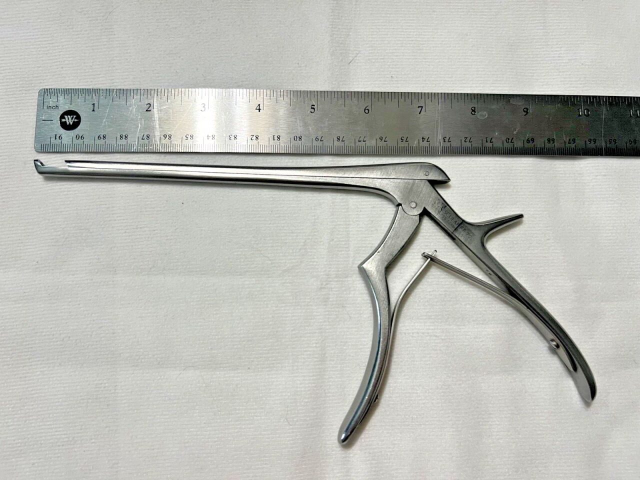 AESCULAP FF722 Kerrison Rongeur 5mm X 40deg UpBite 7" Length Neurology — photo 5